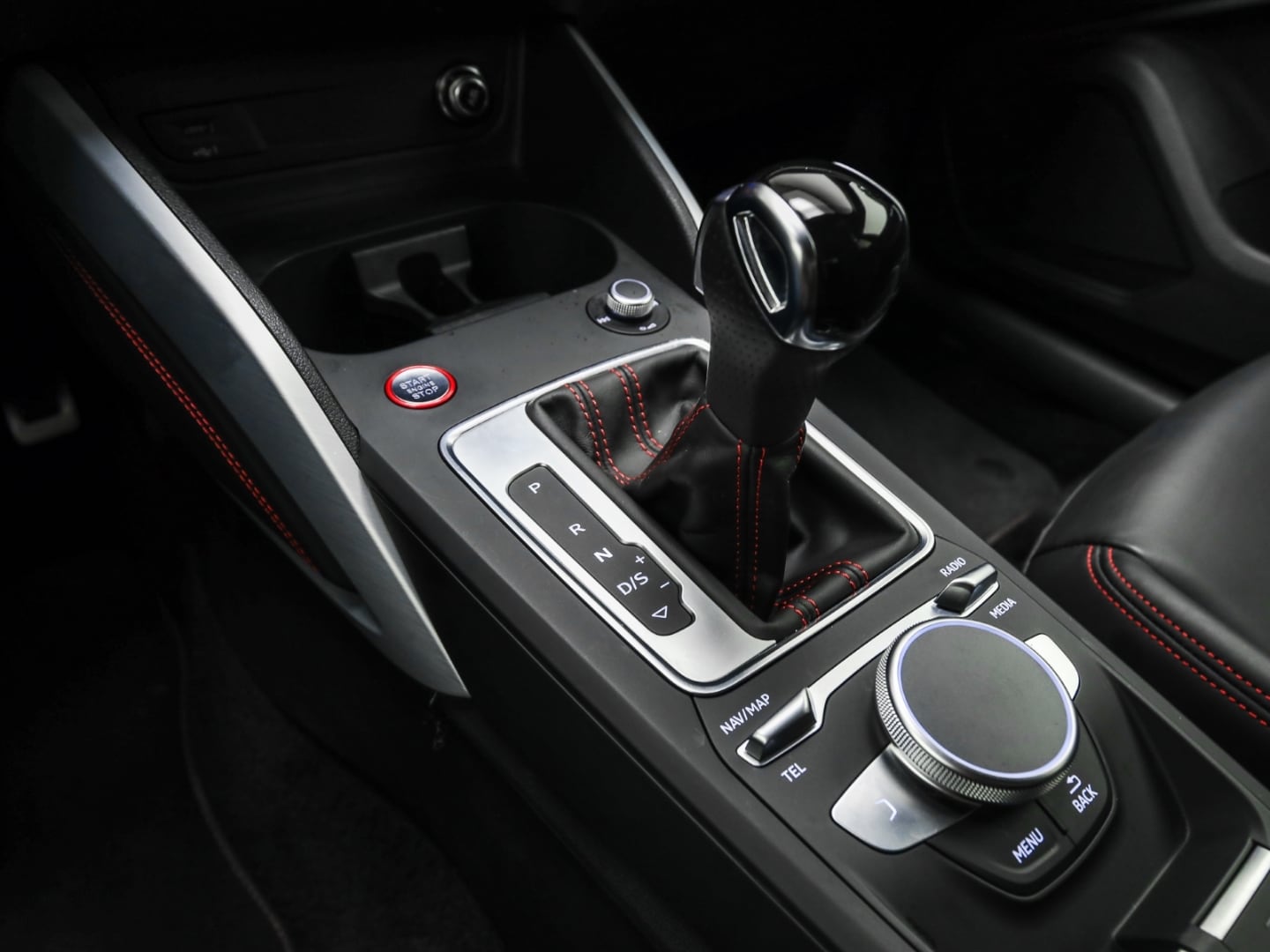 Bild über Audi SQ2 TFSI quattro S tronic - für weitere Informationen kontaktieren Sie den Audi Partner