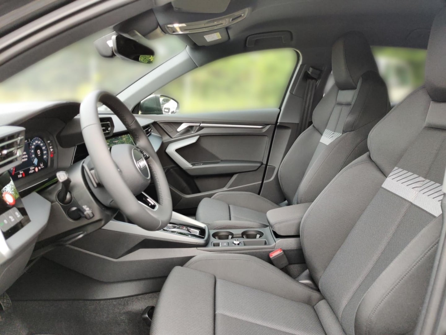 Bild über Audi A3 Sportback TFSI 110 kW S tronic - für weitere Informationen kontaktieren Sie den Audi Partner