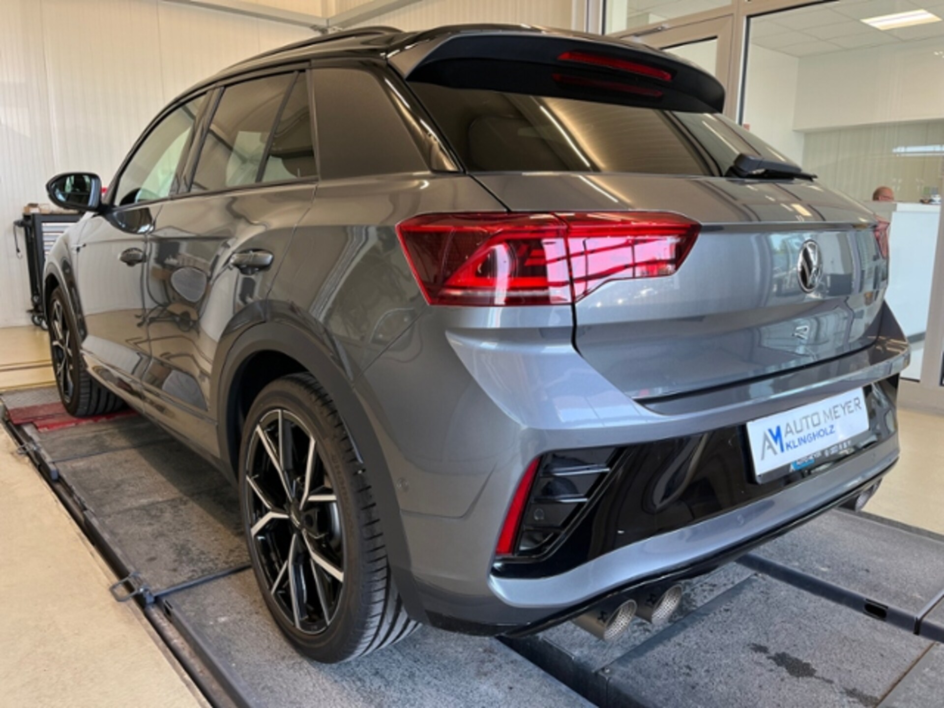 Volkswagen T-Roc R
