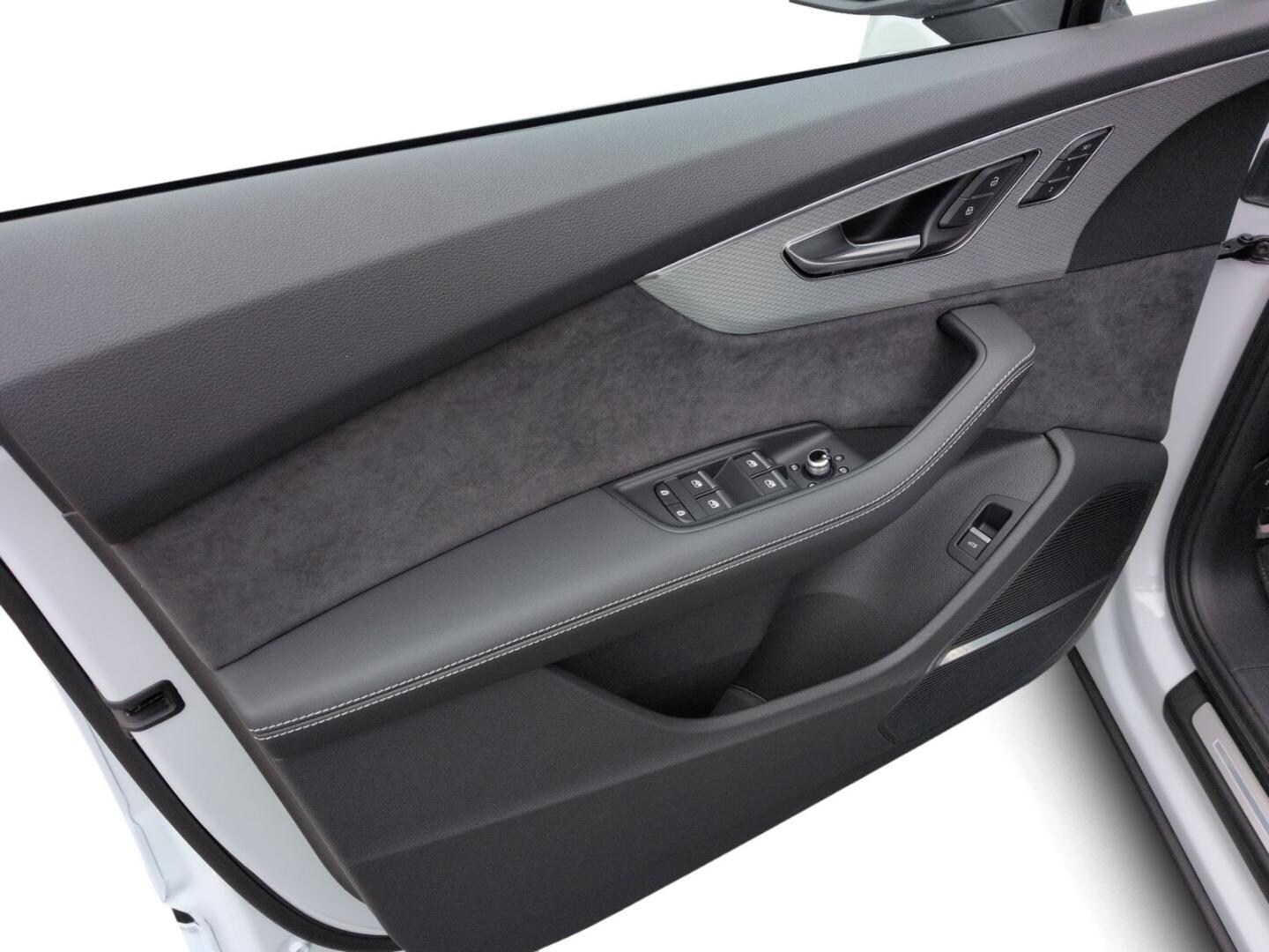 Bild über Audi Q7 SUV S line 50 TDI quattro tiptronic - für weitere Informationen kontaktieren Sie den Audi Partner