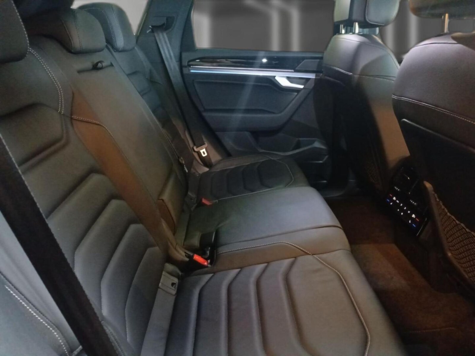 Volkswagen Touareg – Bild 19