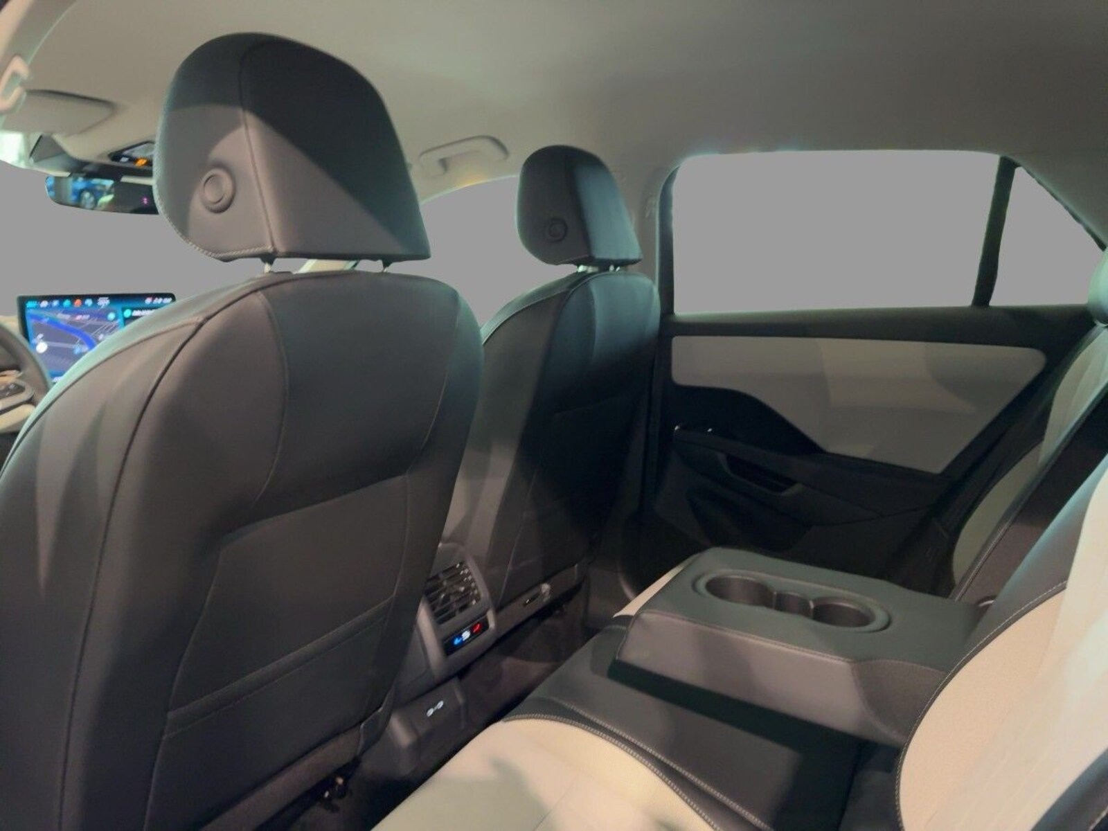 Volkswagen T-Roc – Bild 11