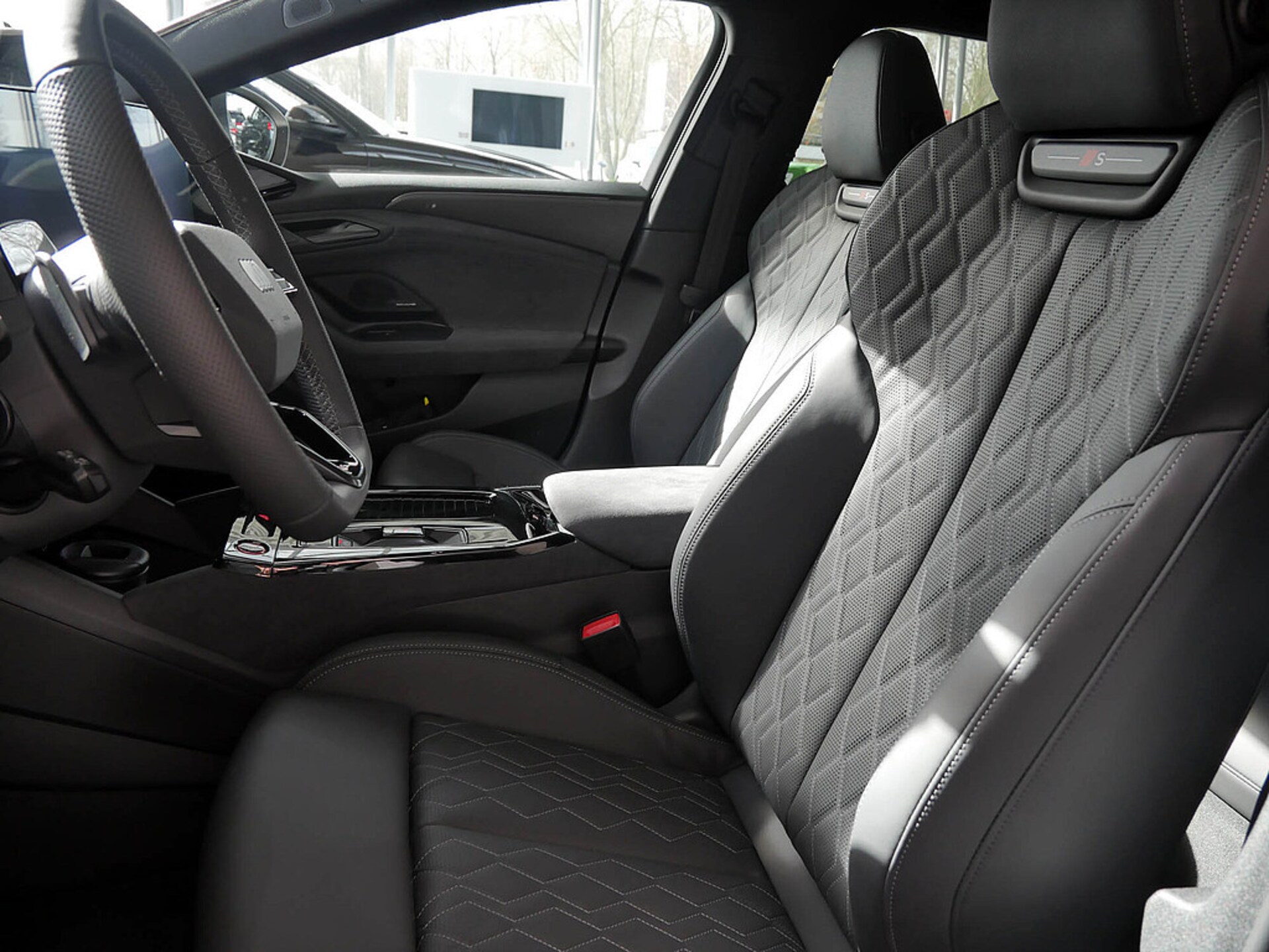 Audi S6 Avant e-tron