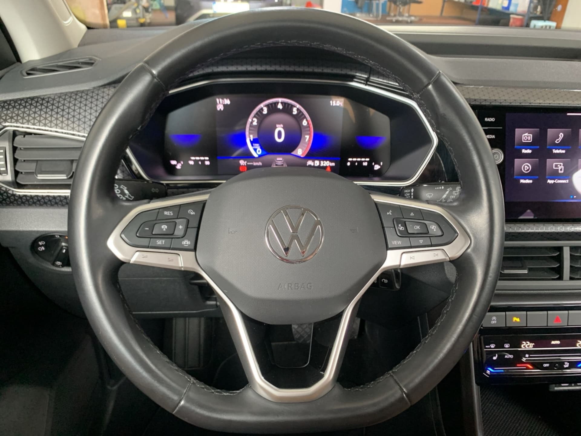 Volkswagen T-Cross Style