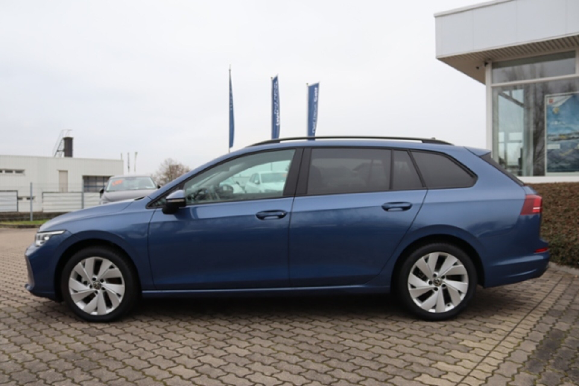 Volkswagen Golf Variant Life
