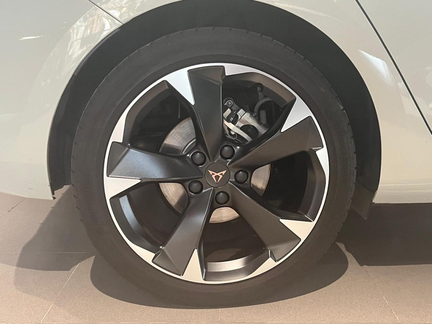CUPRA Leon León 1.5 TSI e-Hybrid DSG 150 kW (204 CV) DSG — photo 8