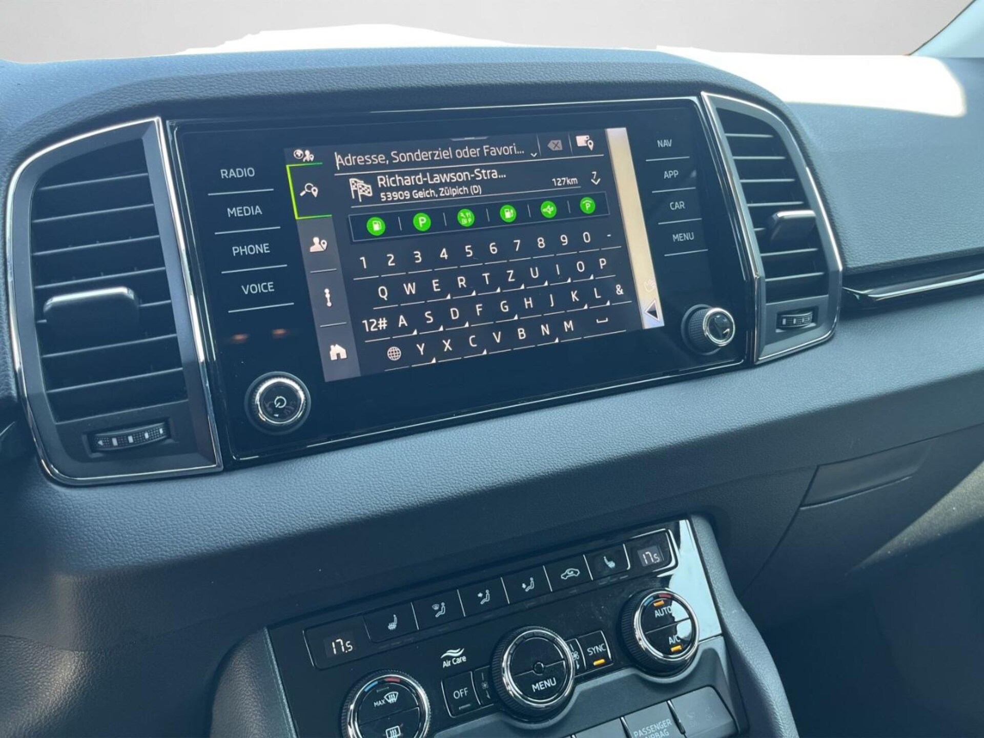 Skoda Karoq Selection