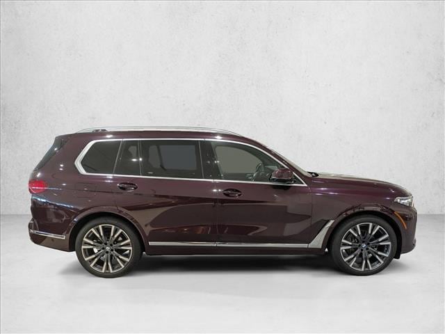 2022 BMW X7