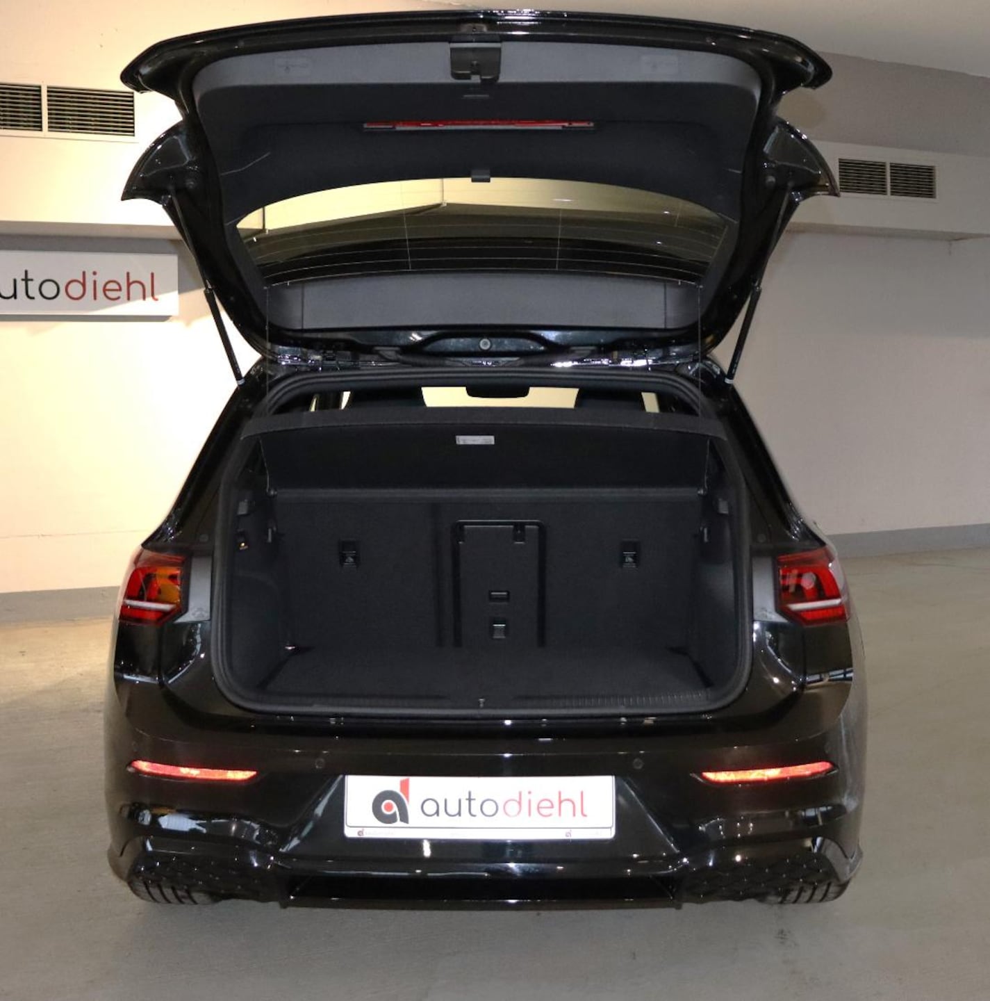 Volkswagen Golf R-Line