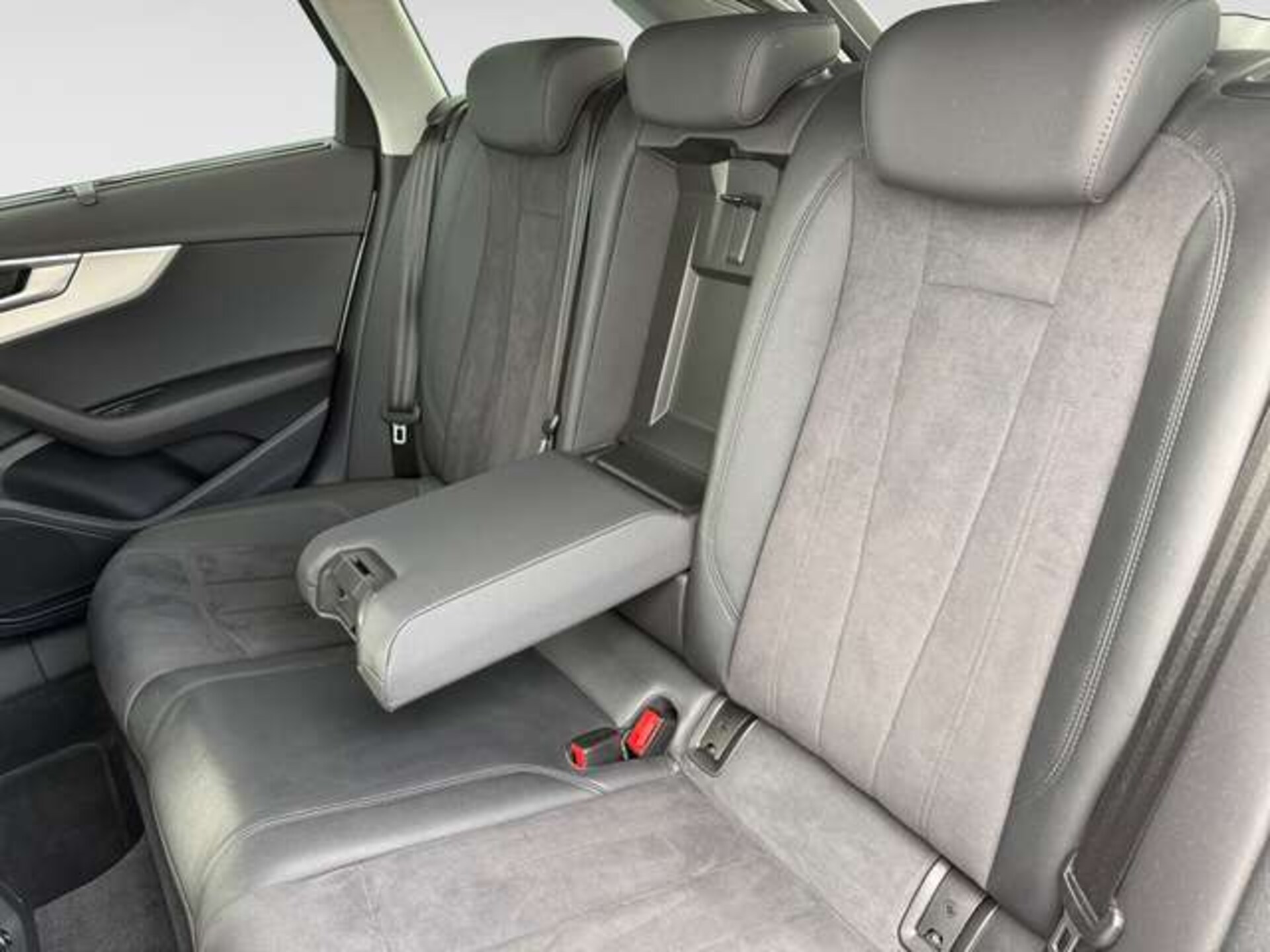 Audi A4 Avant Advanced