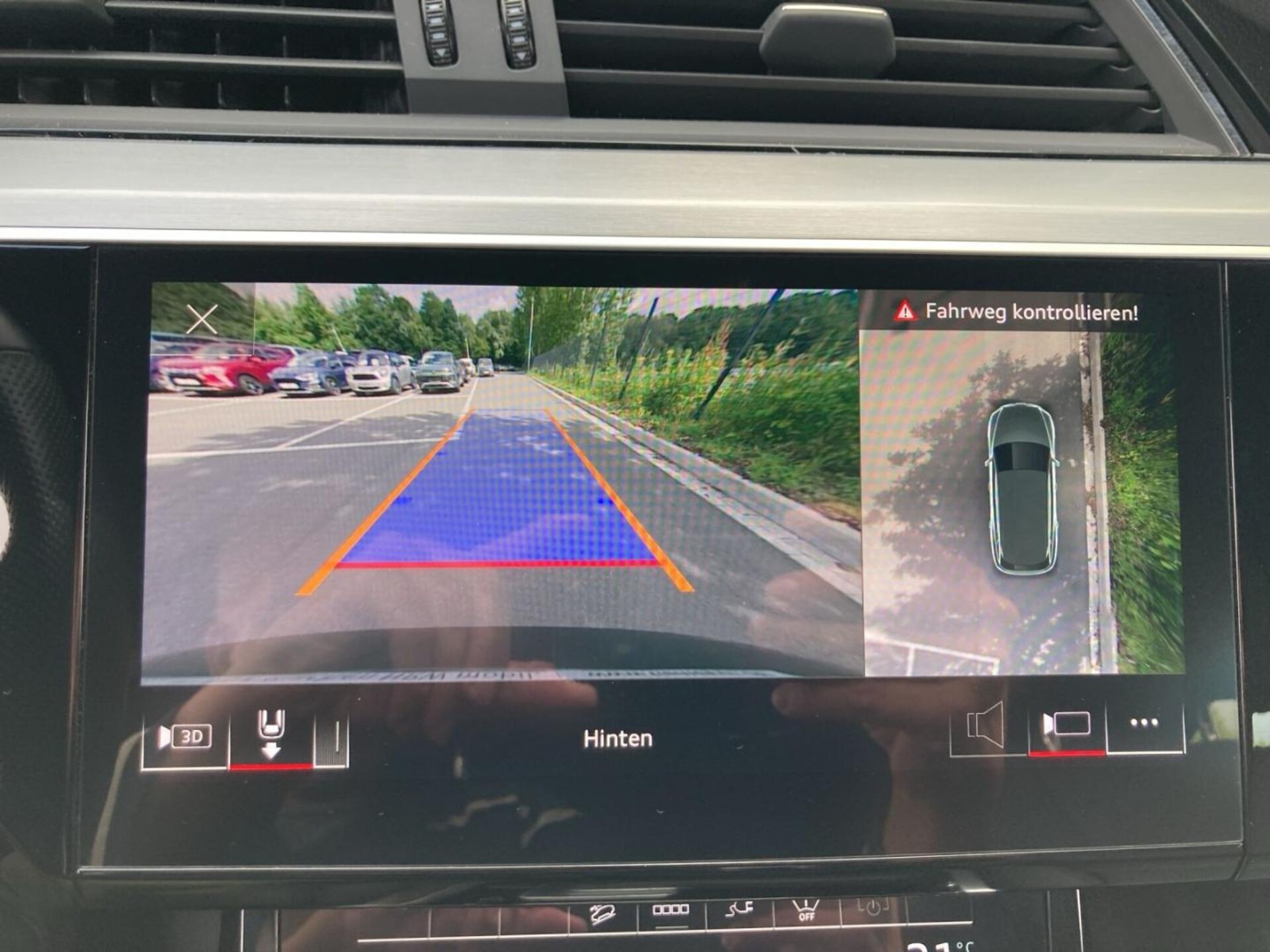 Audi e-tron S line