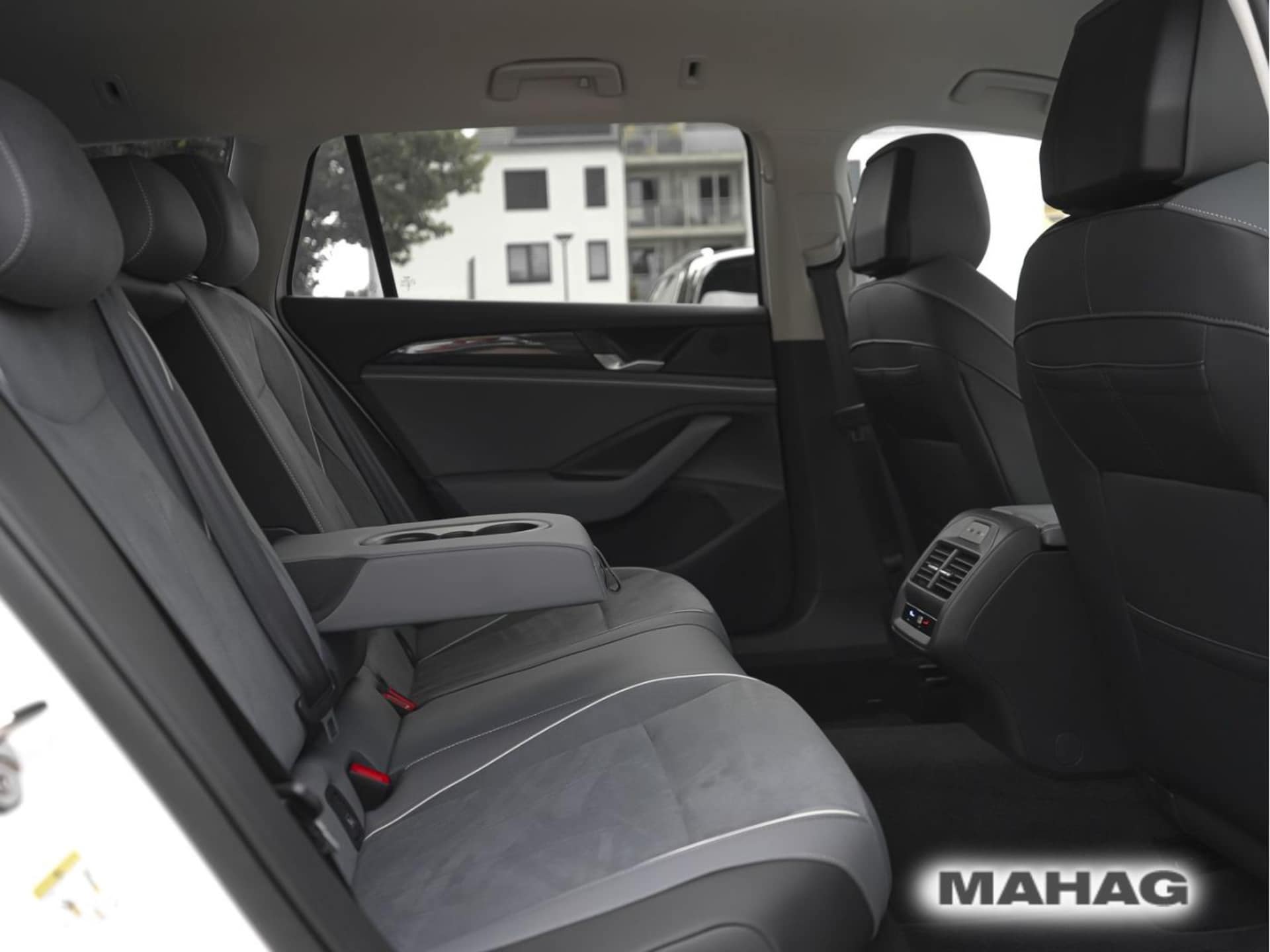 Volkswagen Passat Business