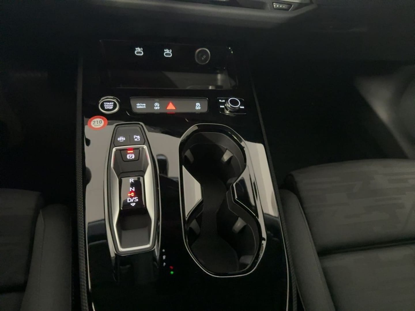 Bild über Audi A5 Avant TFSI S tronic - für weitere Informationen kontaktieren Sie den Audi Partner