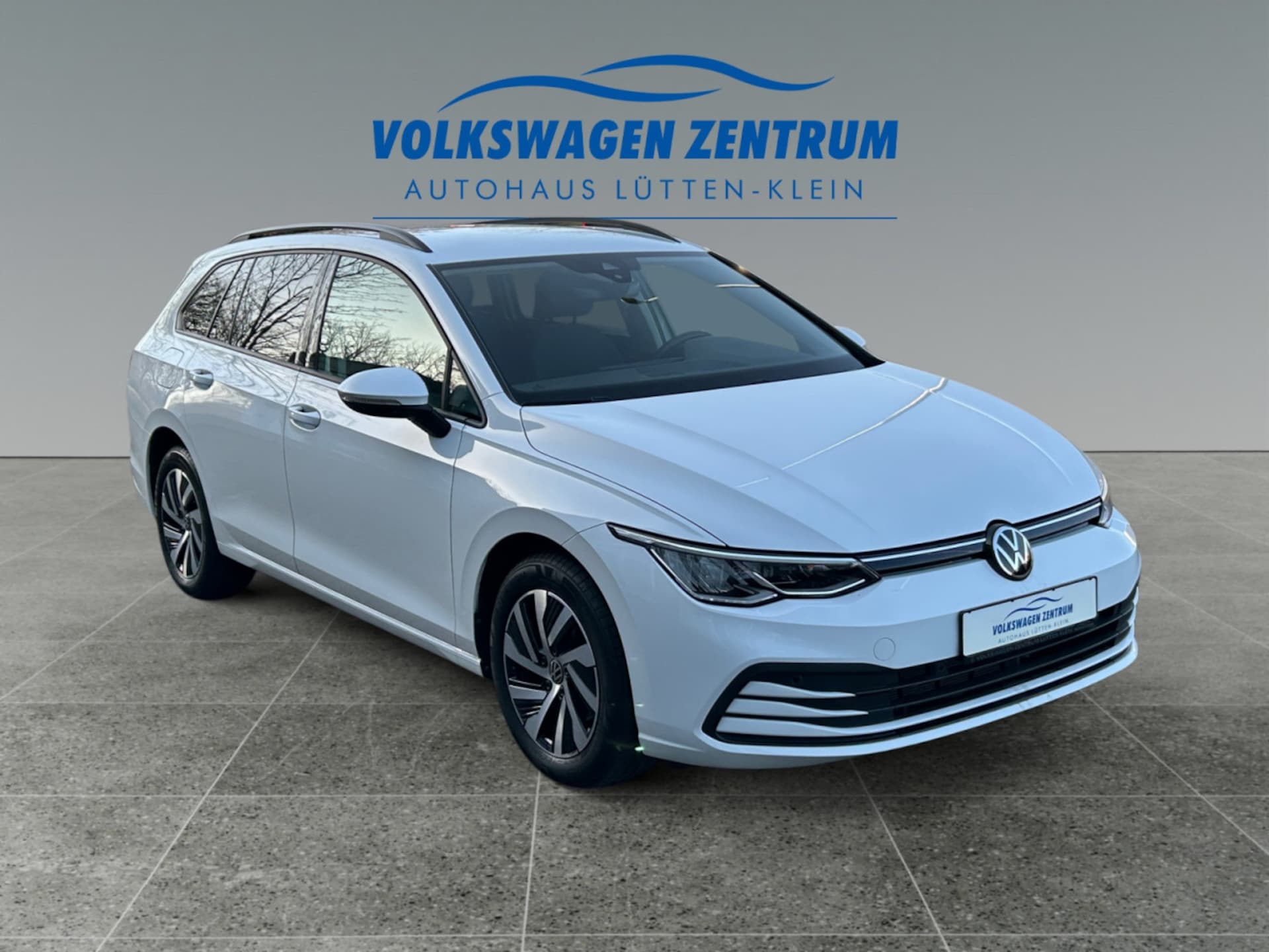 Volkswagen Golf Variant Life