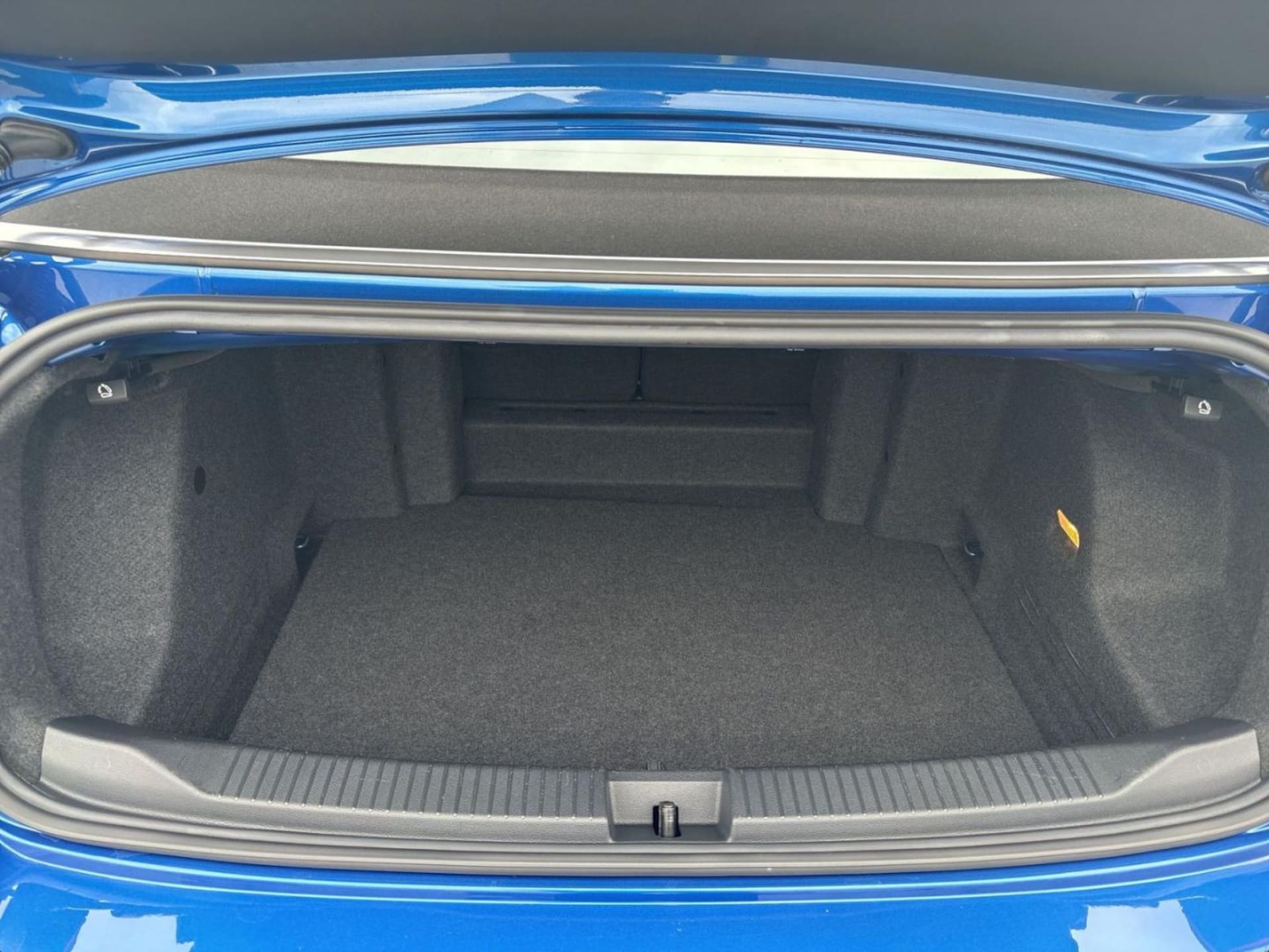 Volkswagen T-Roc Cabriolet Style