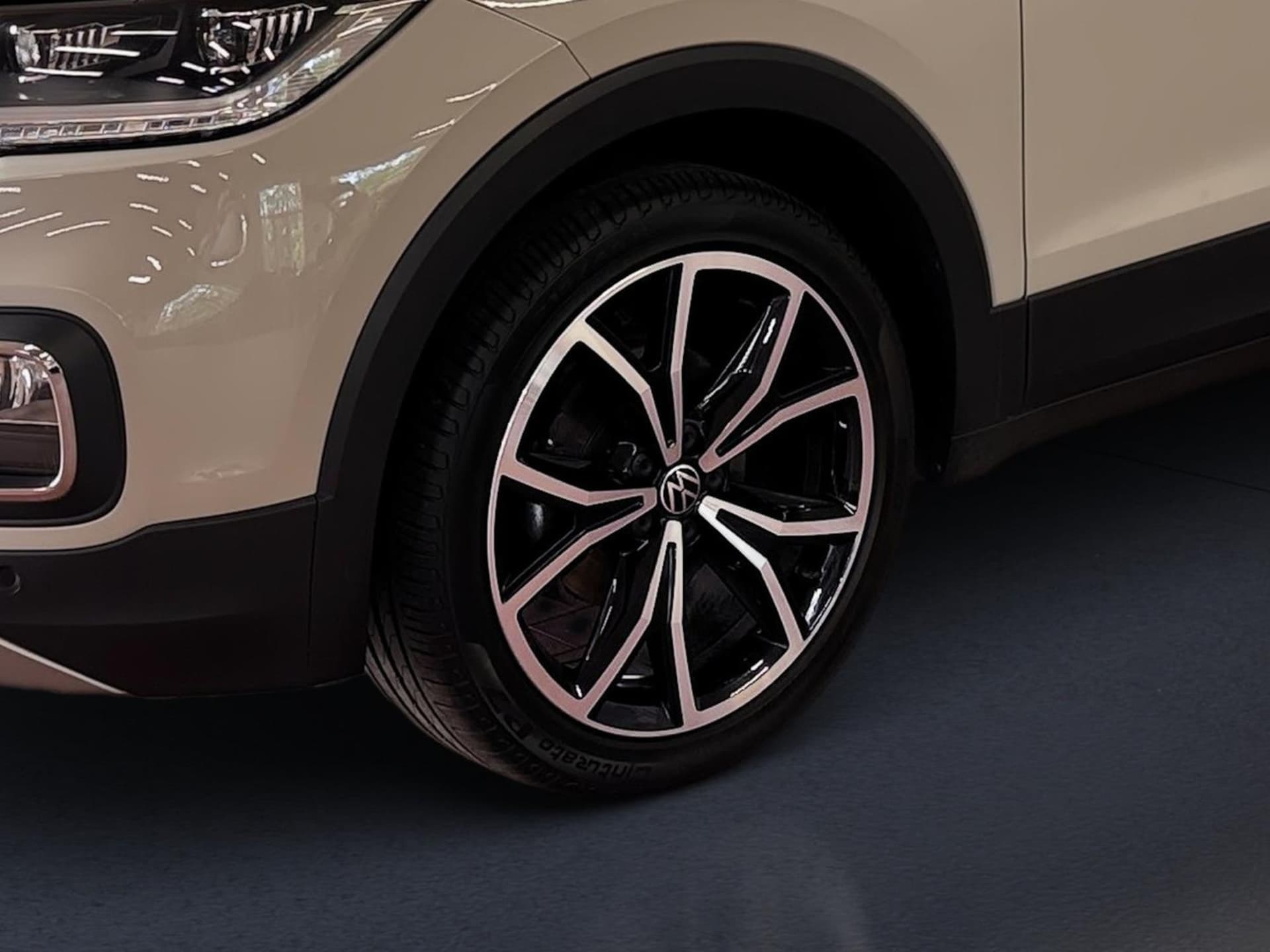 Volkswagen T-Cross Style