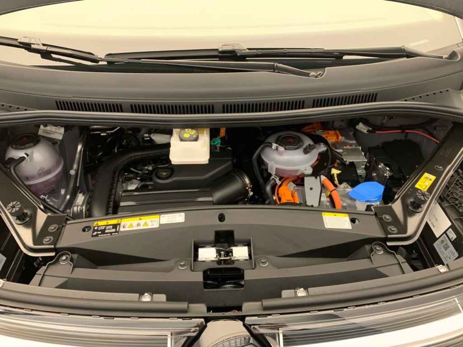 Volkswagen Multivan Langversion – Bild 16