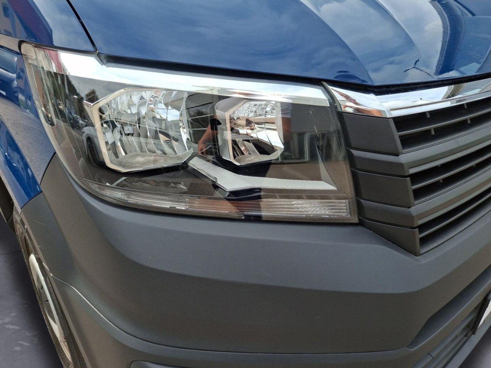 Volkswagen Crafter Kasten mittlerer Radstand – Bild 9