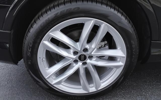 2025 Audi Q7 Premium Plus - Photo 11