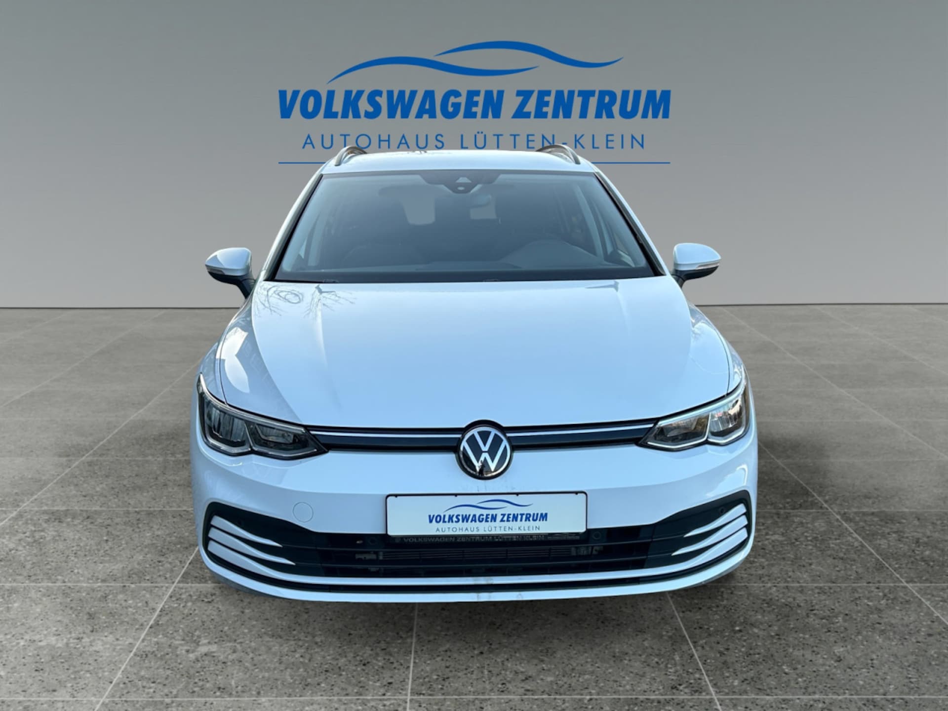 Volkswagen Golf Variant Life