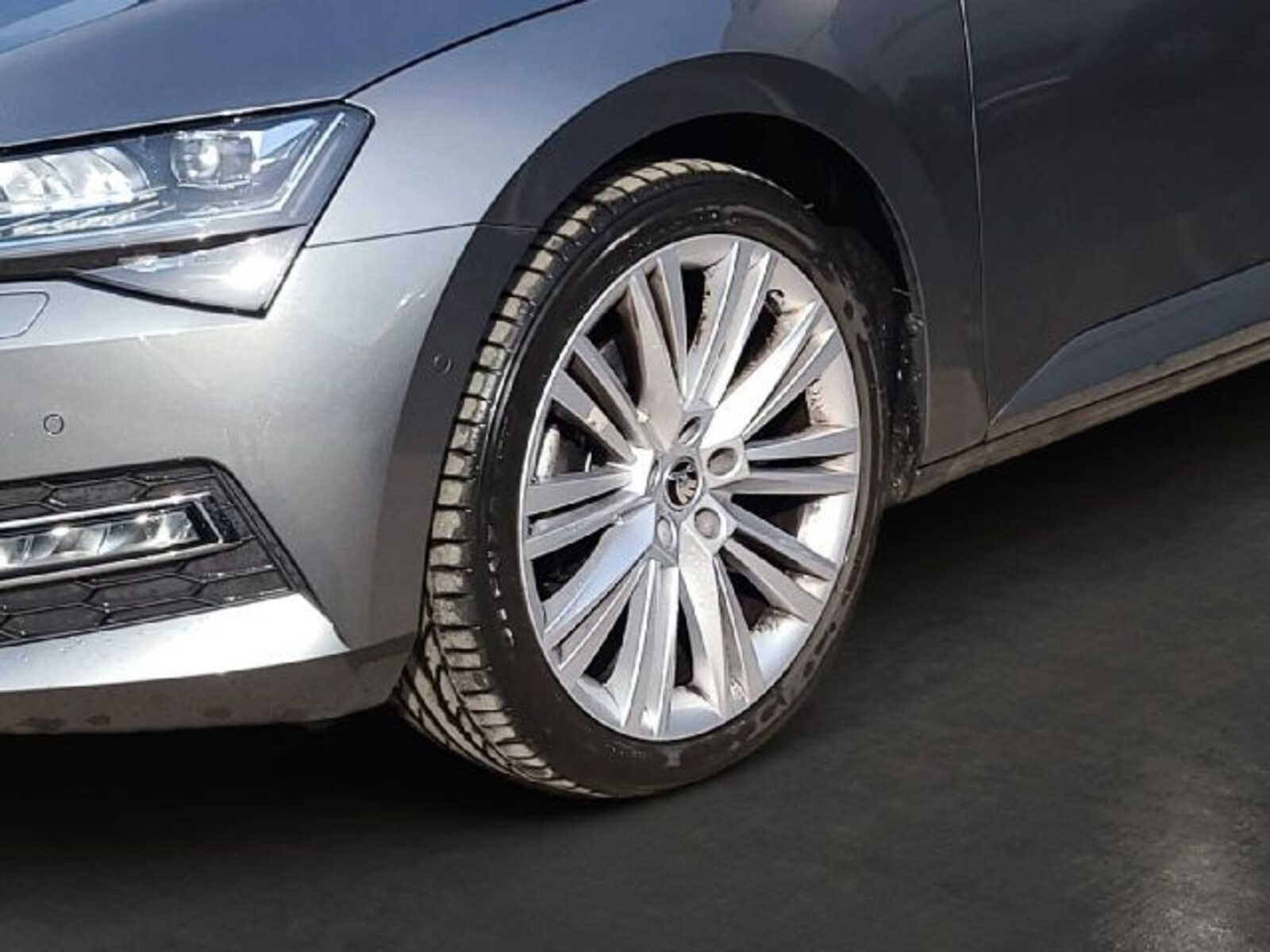 Škoda Superb Combi – Bild 6