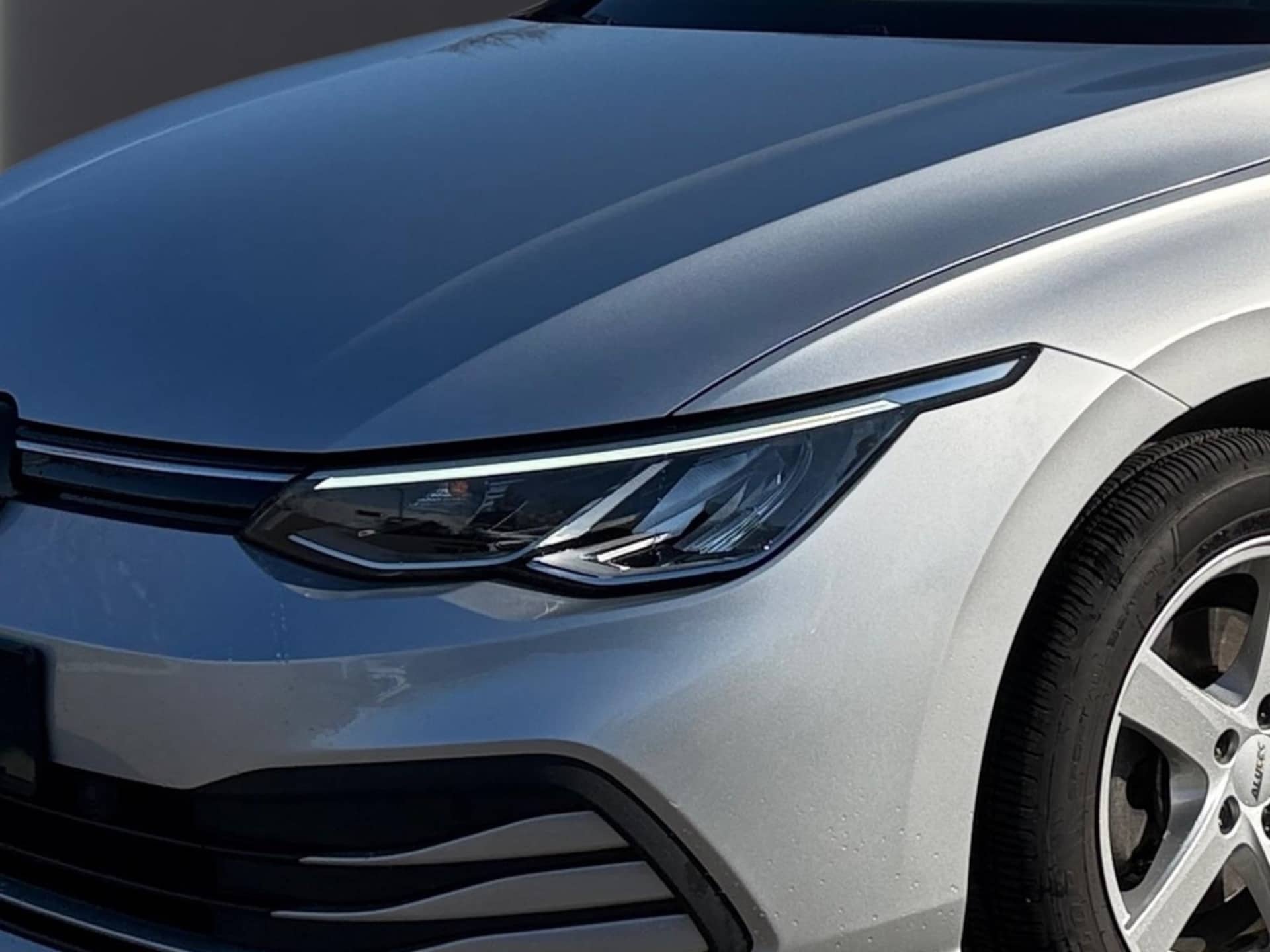 Volkswagen Golf Variant Life