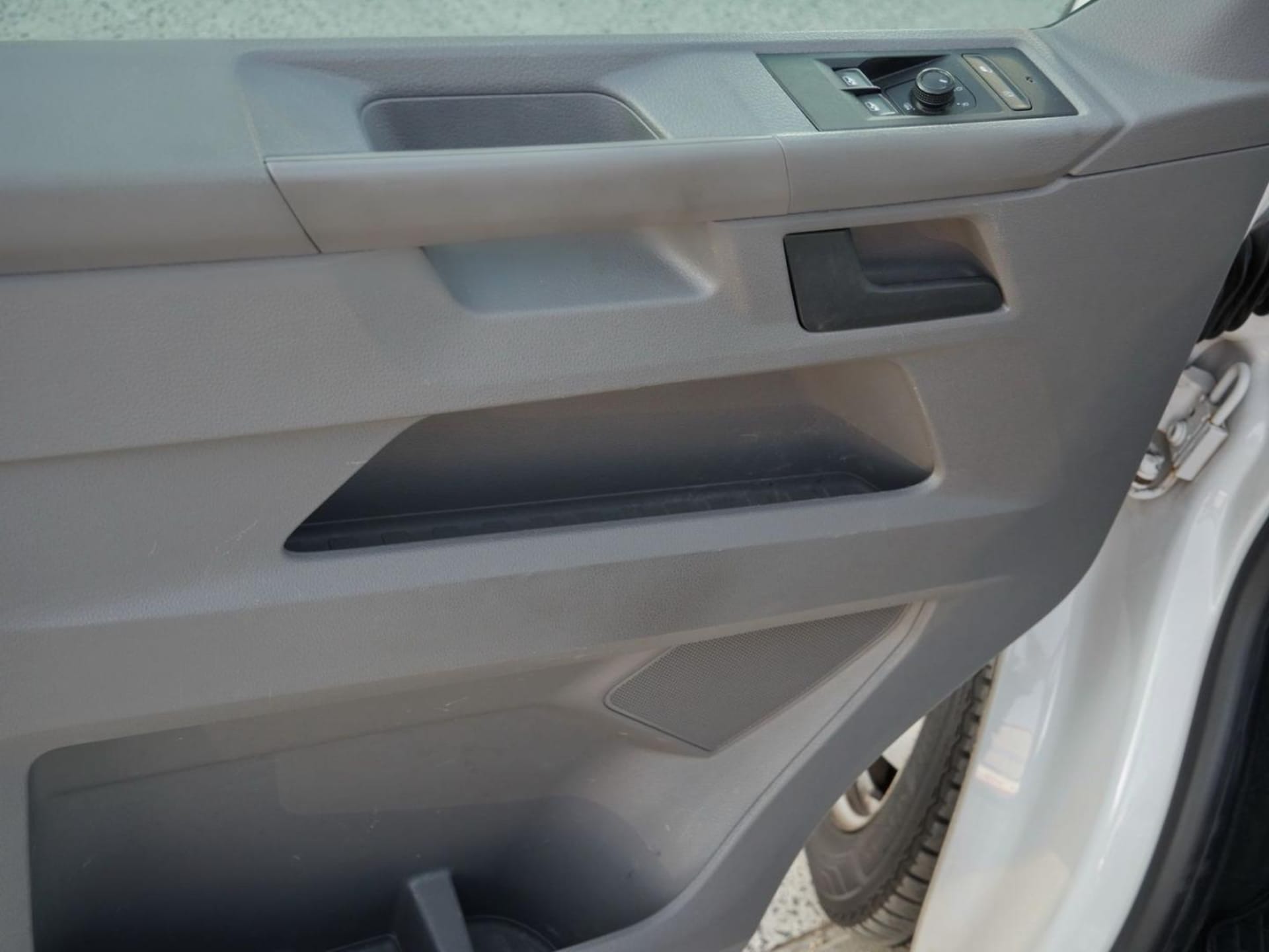 Volkswagen T6.1 Transporter Pritschenwagen Einzelkabine