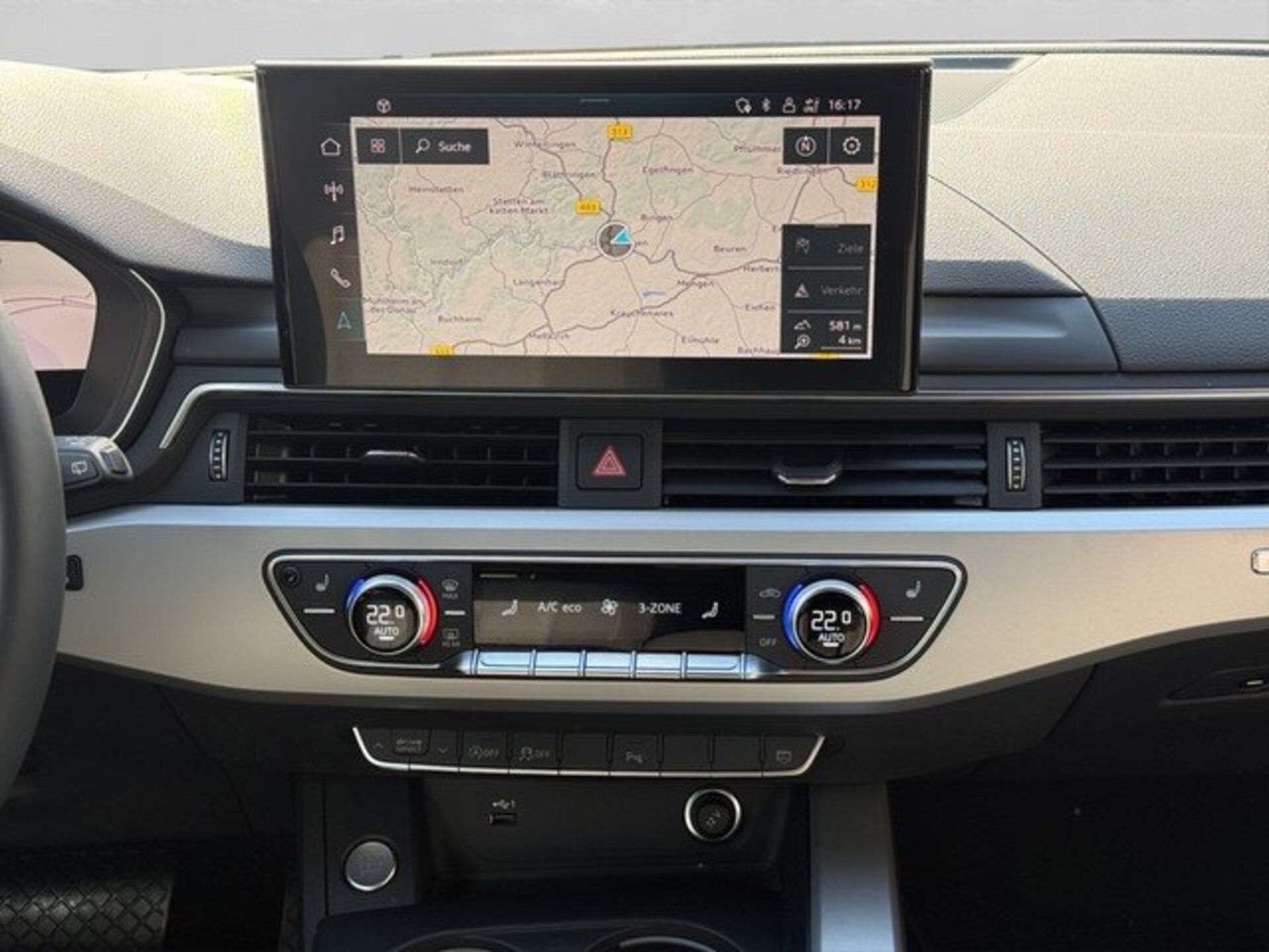 Audi A4 Avant S line