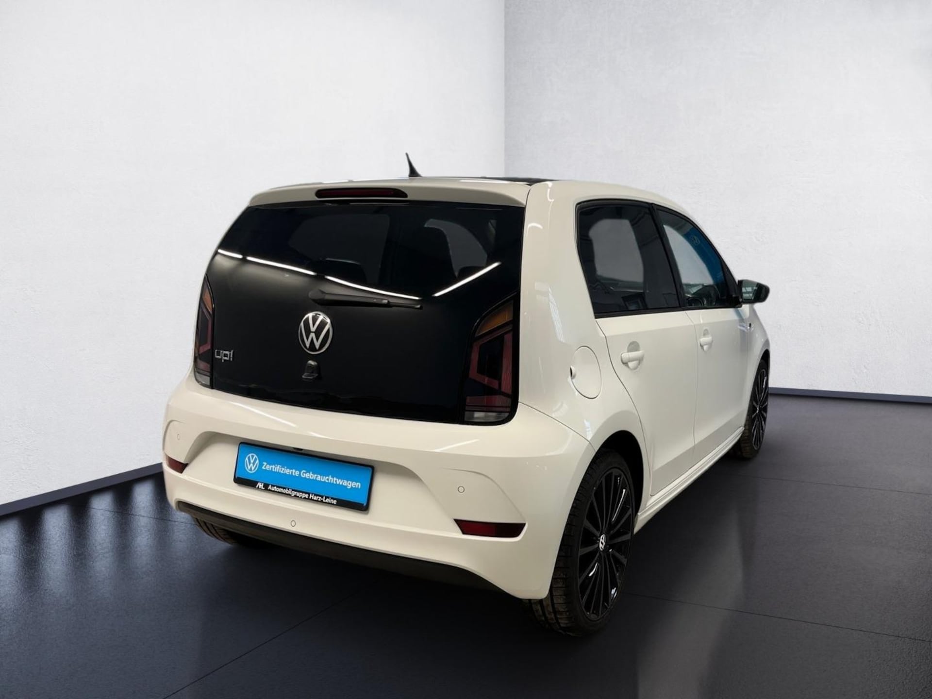Volkswagen up! R-Line