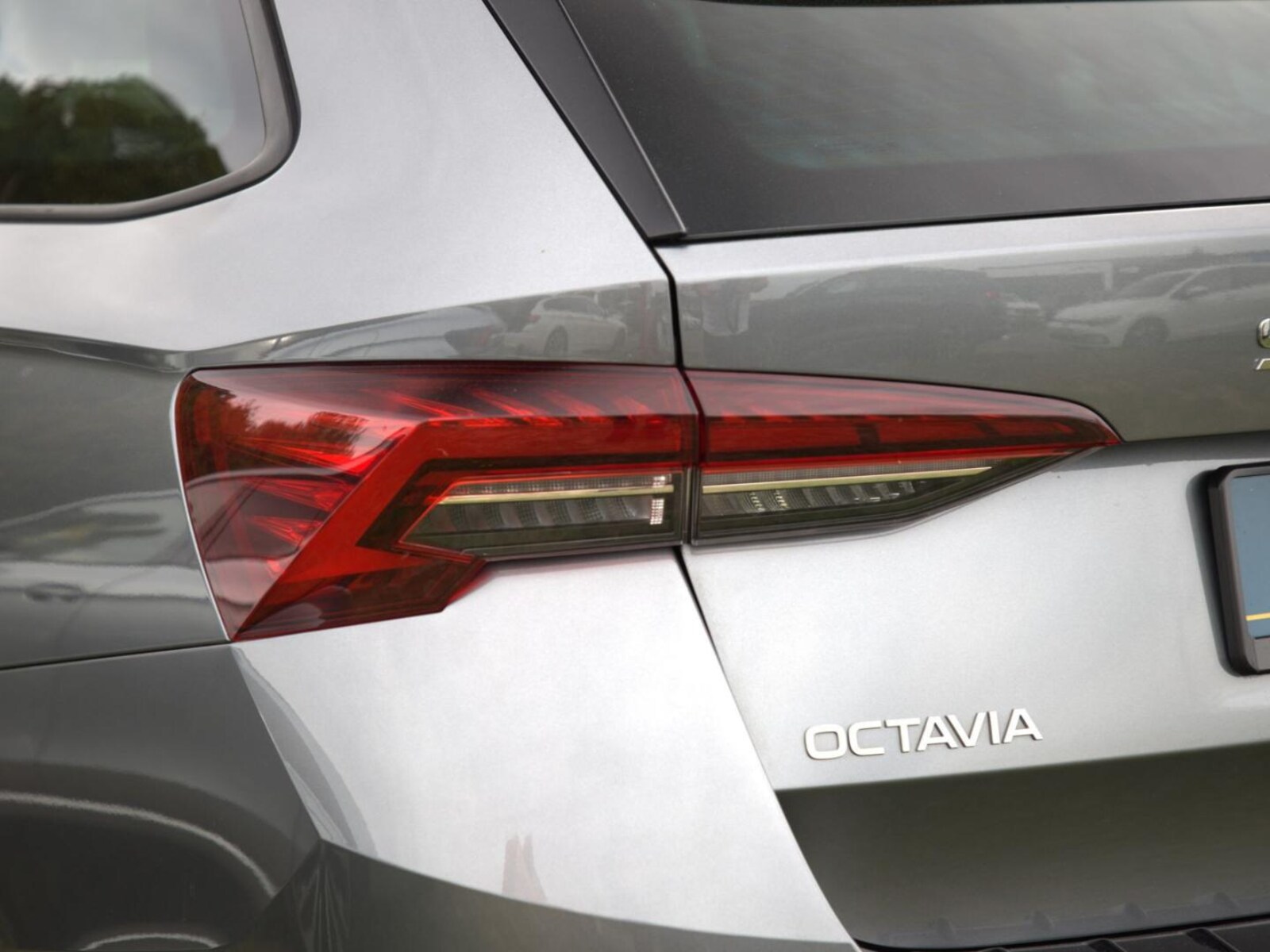 Škoda Octavia Combi – Bild 8
