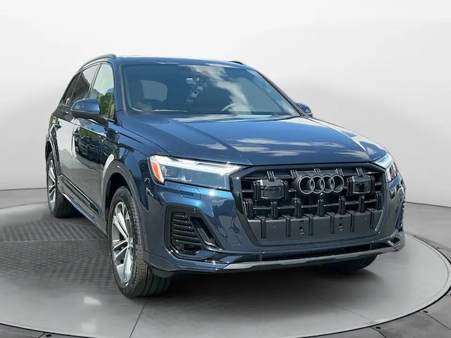 2026 Audi Q7 Premium