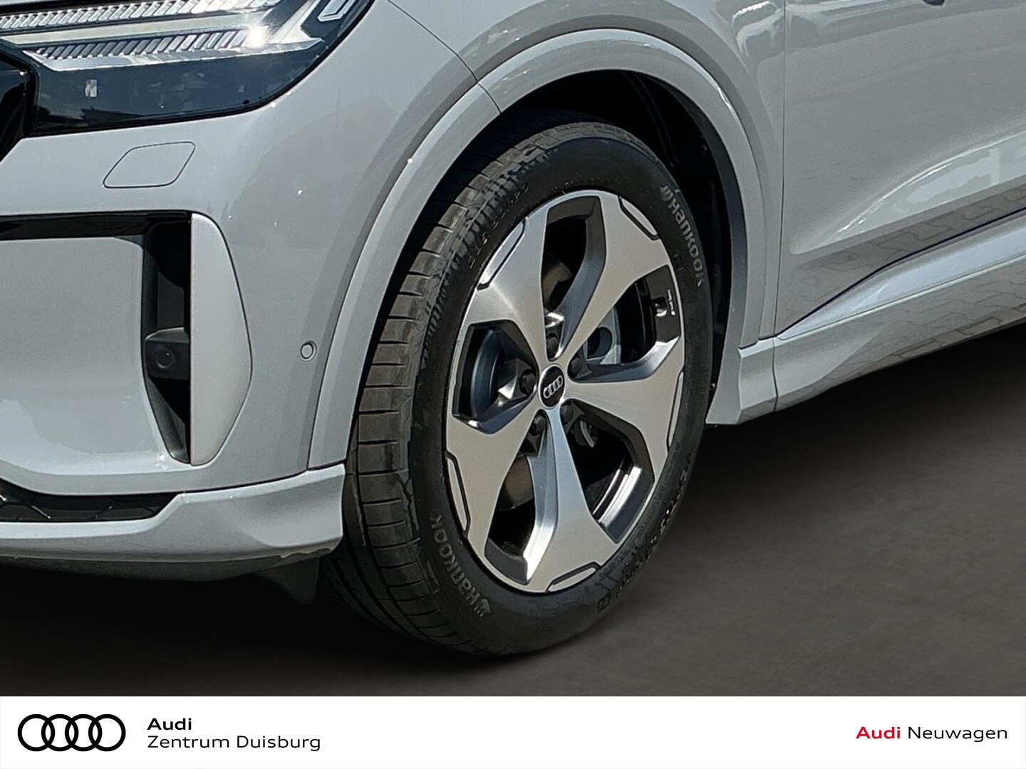 Bild über Audi Q4 Sportback e-tron e-tron performance 210 kW - für weitere Informationen kontaktieren Sie den Audi Partner