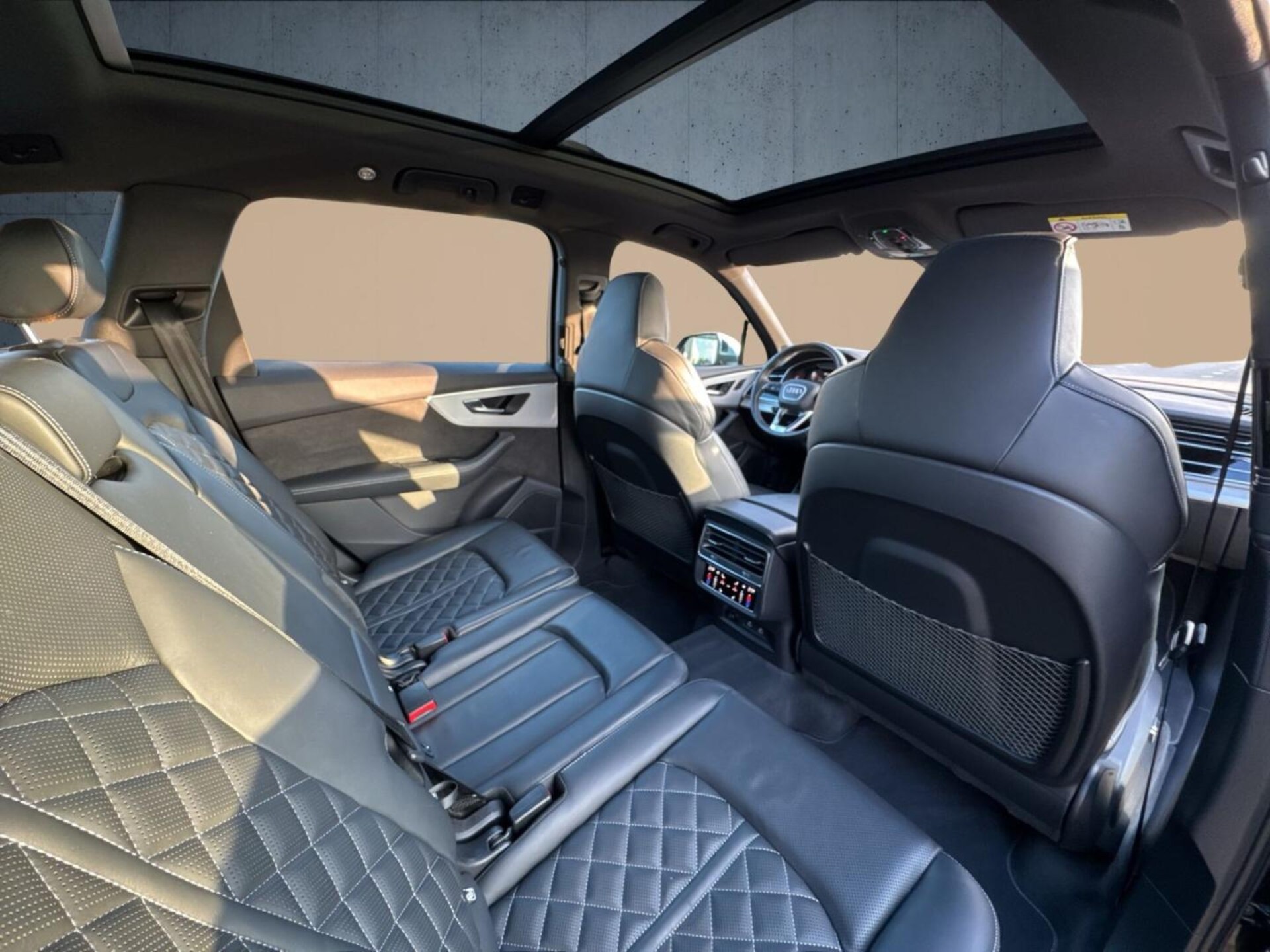 Audi SQ7 SUV