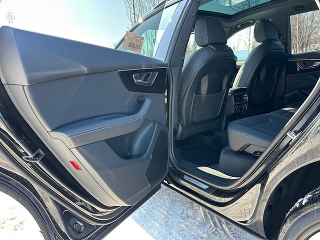 2026 Audi Q8 Premium Plus - Photo 15