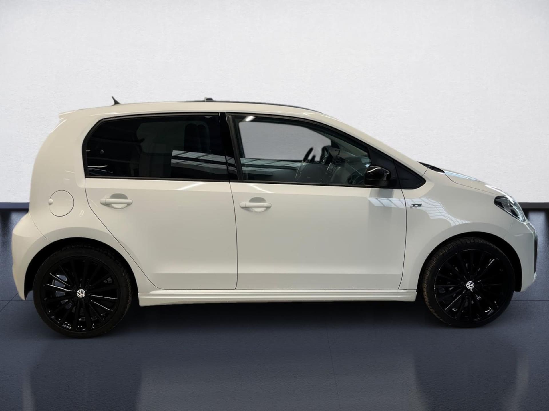 Volkswagen up! R-Line