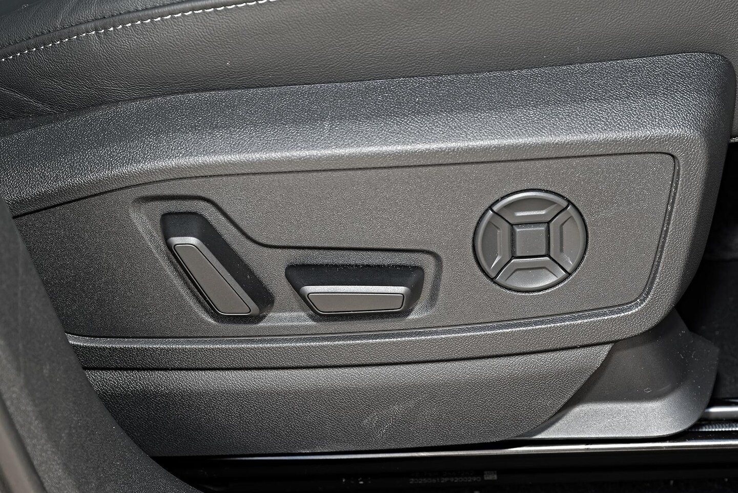 Image about Audi Q5 SUV TDI quattro 150 kW sport