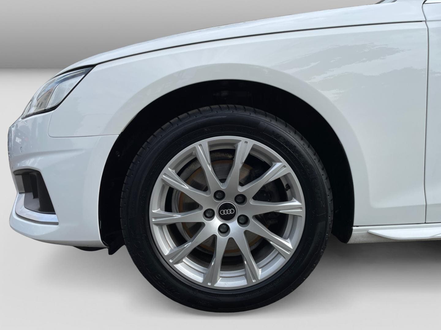 Image about Audi A4 Limousine 35 TFSI Schaltgetriebe