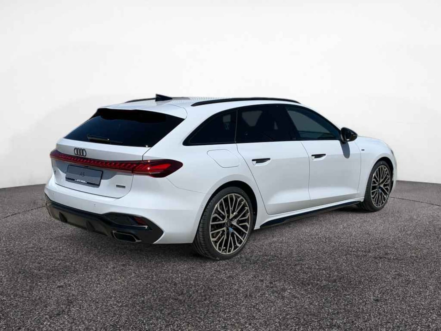 Bild über Audi A5 Avant e-hybrid e-hybrid quattro 220 kW S tronic - für weitere Informationen kontaktieren Sie den Audi Partner
