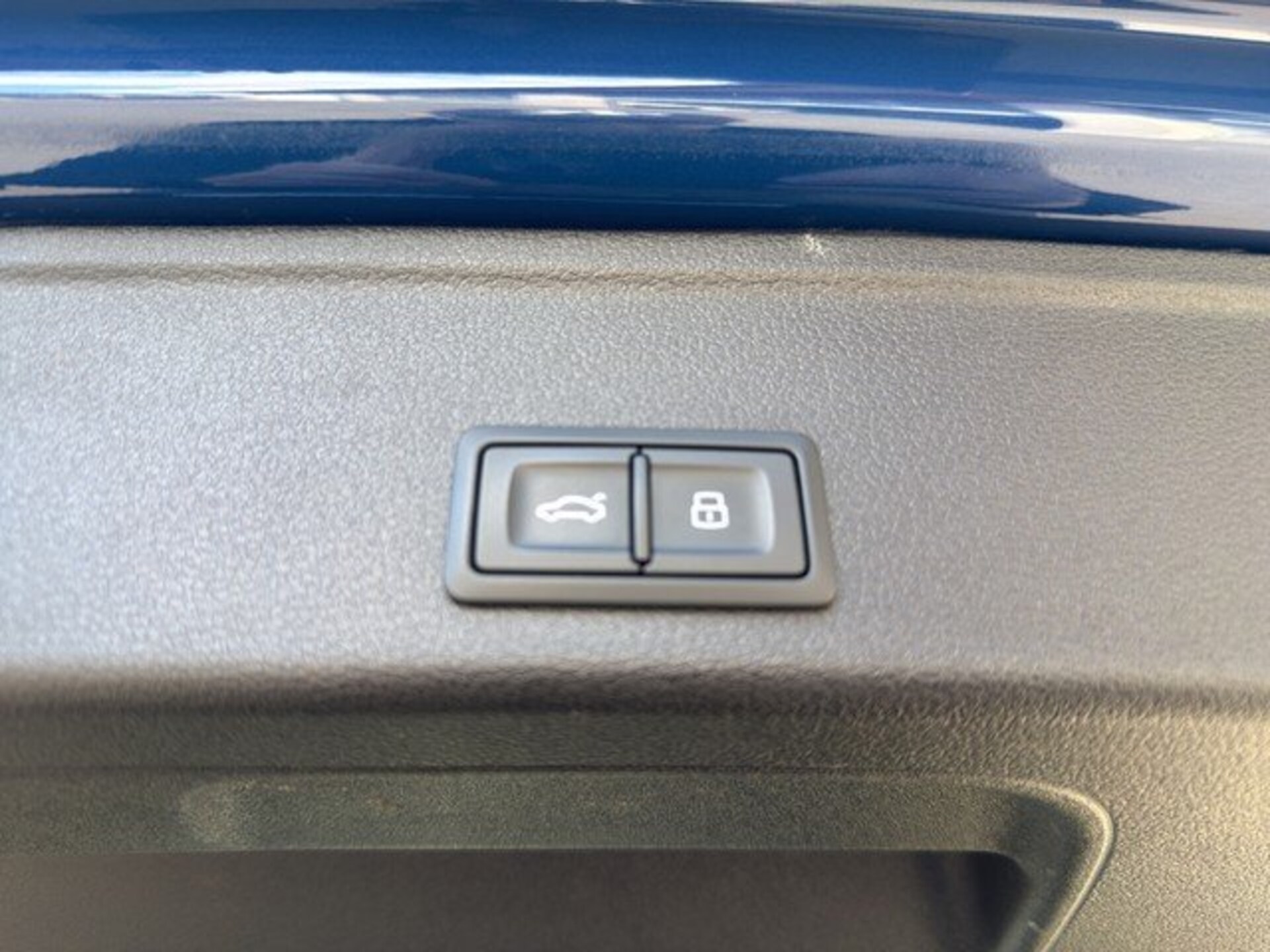 Audi A4 Avant S line