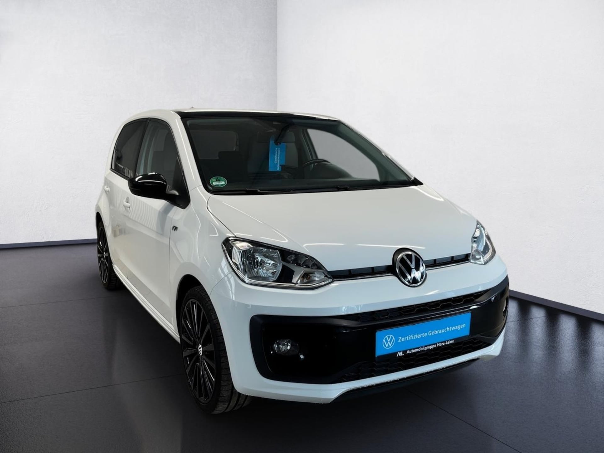 Volkswagen up! R-Line