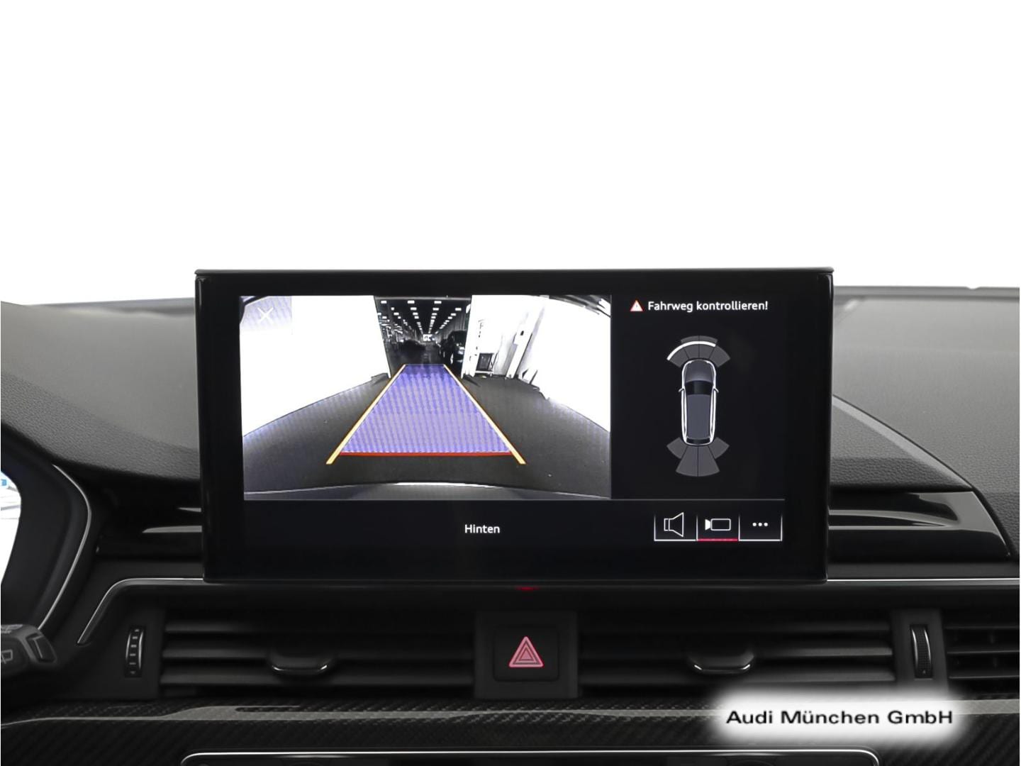 Bild über Audi RS 4 Avant TFSI quattro tiptronic - für weitere Informationen kontaktieren Sie den Audi Partner