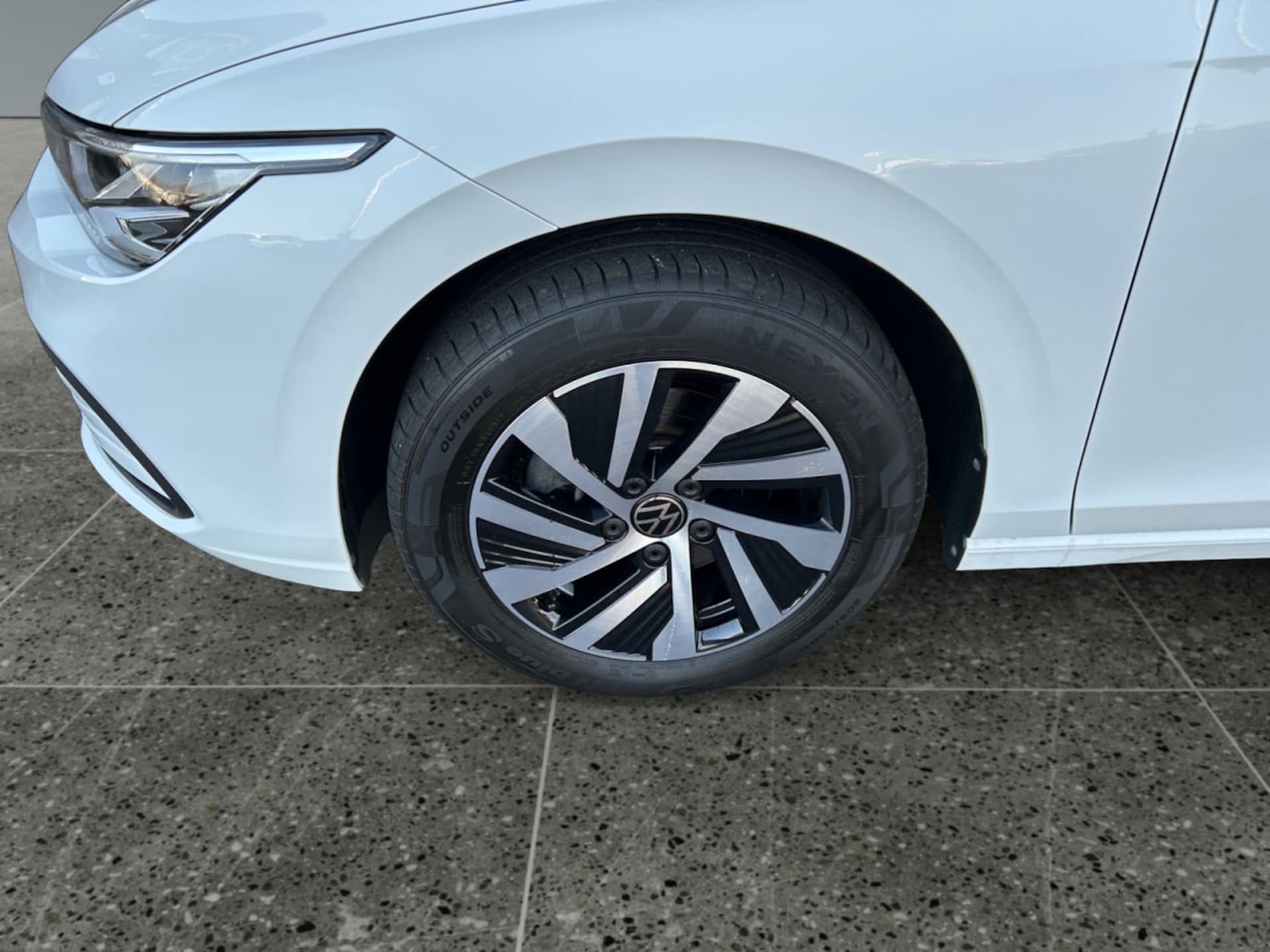 Volkswagen Golf Variant Life