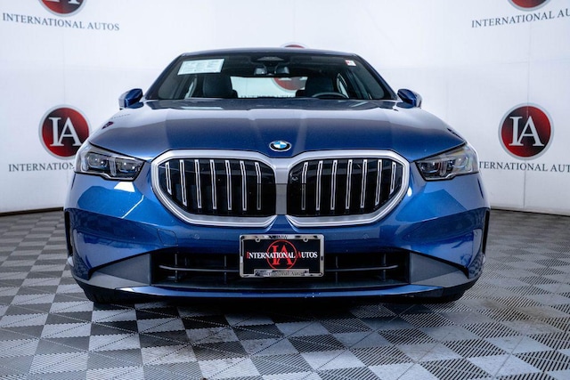 2025 BMW