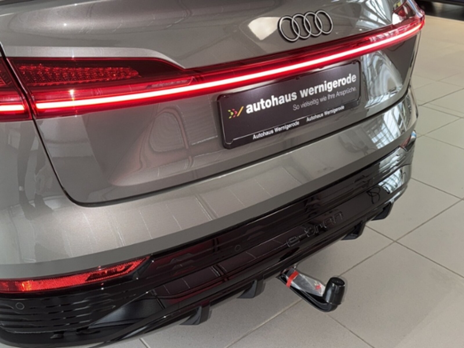 Audi Q8 Sportback e-tron – Bild 27