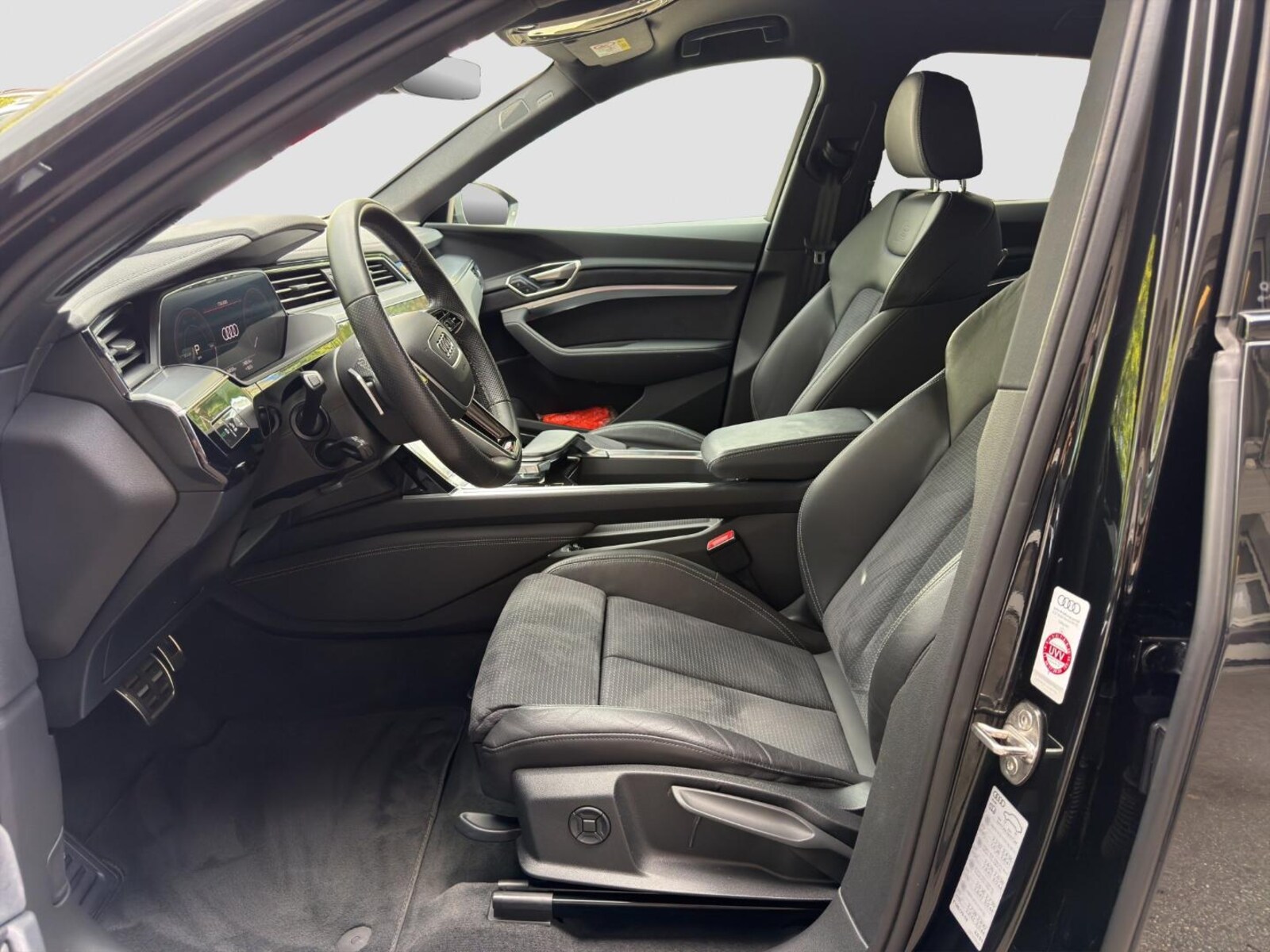 Audi Q8 Sportback e-tron – Bild 8