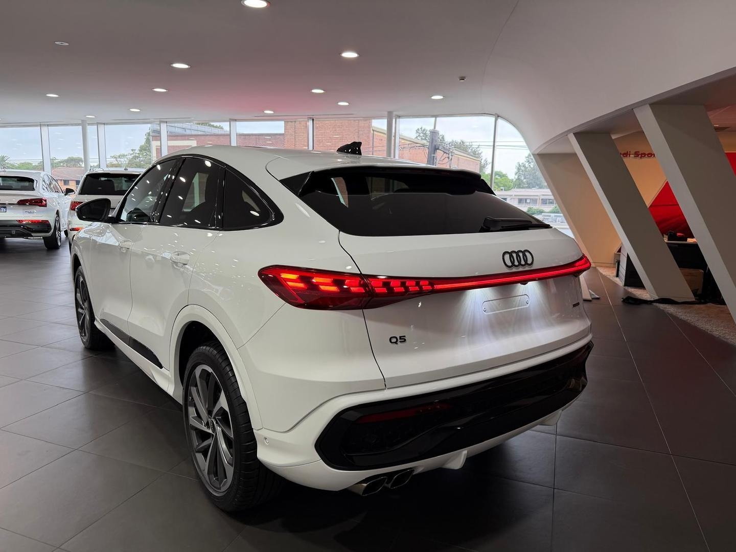 Image about Audi Q5 Sportback TDI quattro 150 kW sport