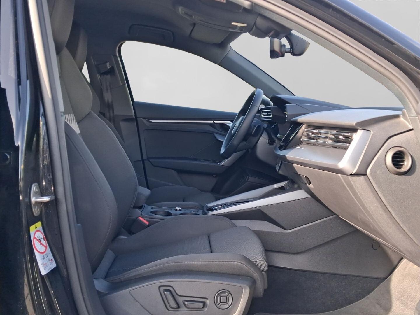 Bild über Audi A3 Sportback TDI S tronic - für weitere Informationen kontaktieren Sie den Audi Partner
