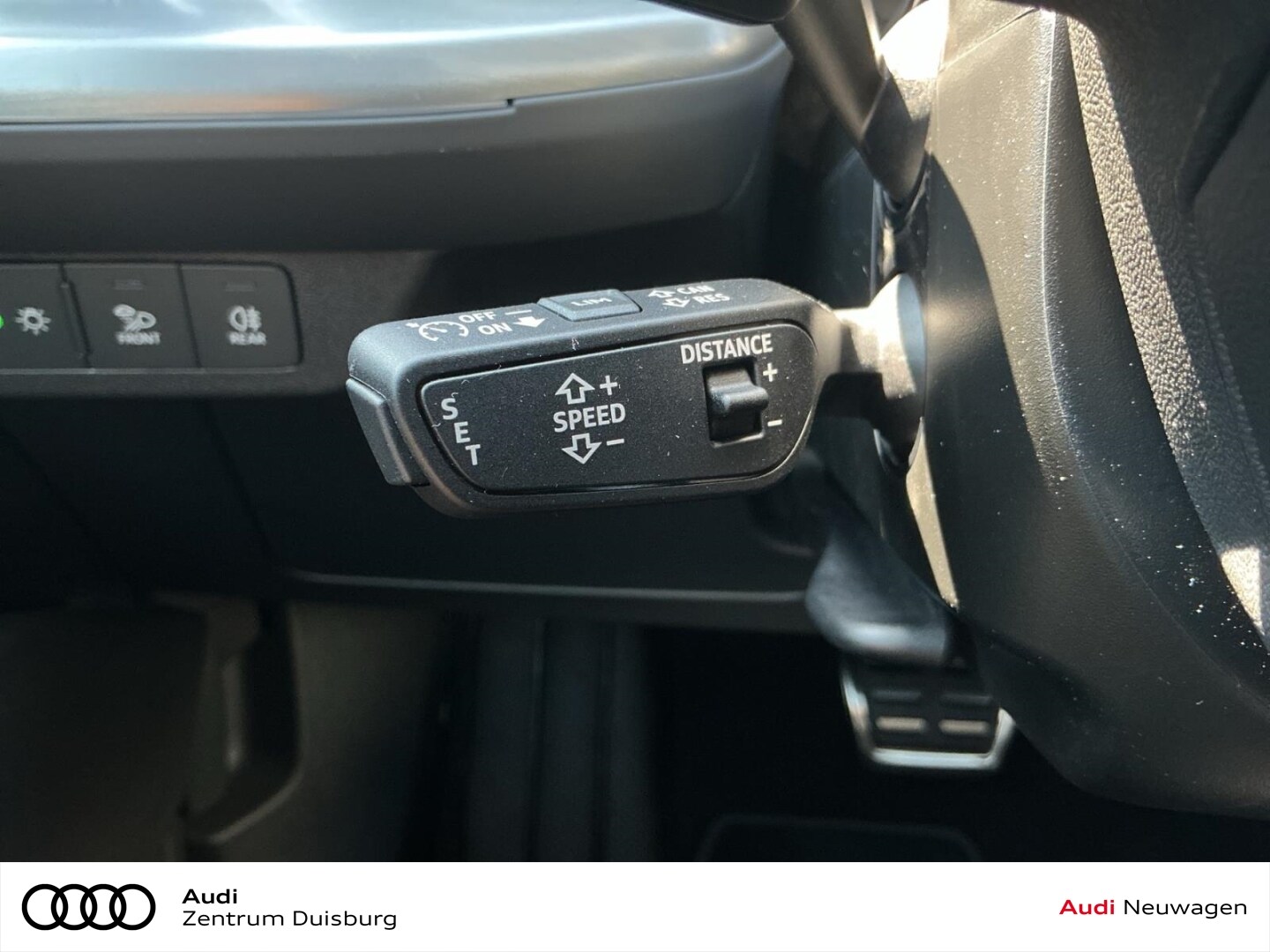 Bild über Audi Q4 Sportback e-tron e-tron performance 210 kW - für weitere Informationen kontaktieren Sie den Audi Partner