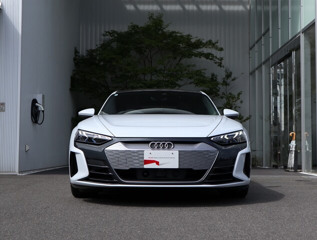 Image about Audi e-tron GT e-tron GT quattro 350,00 kW