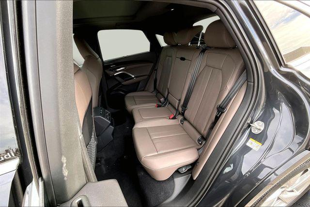2025 Audi Q5 Sportback Premium Plus - Photo 10